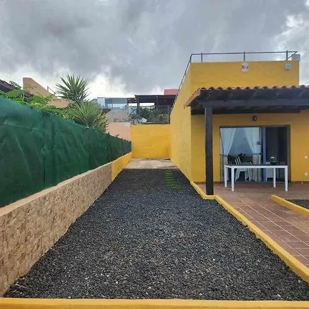 וילה Pura Vida Luxury Sea View *