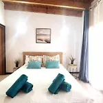 Pura Vida Luxury Sea View